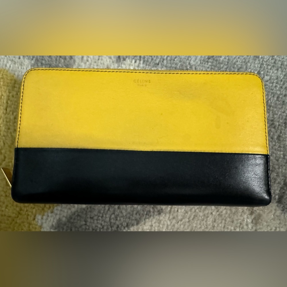 Rare Celine zip around wallet black and yellow - Picture 1 of 12